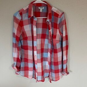 Old Navy Women's Red and Blue Plaid Button-Down Shirt